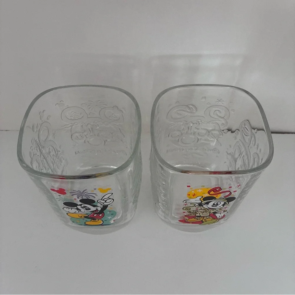 Set of 2 Vintage Disney Millenium 2000 Walt Disney World Commemorative Glasses